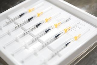 Komentář: Naočkovat všechny, kteří o to stojí? To je málo, milá vládo - Seznam Zprávy